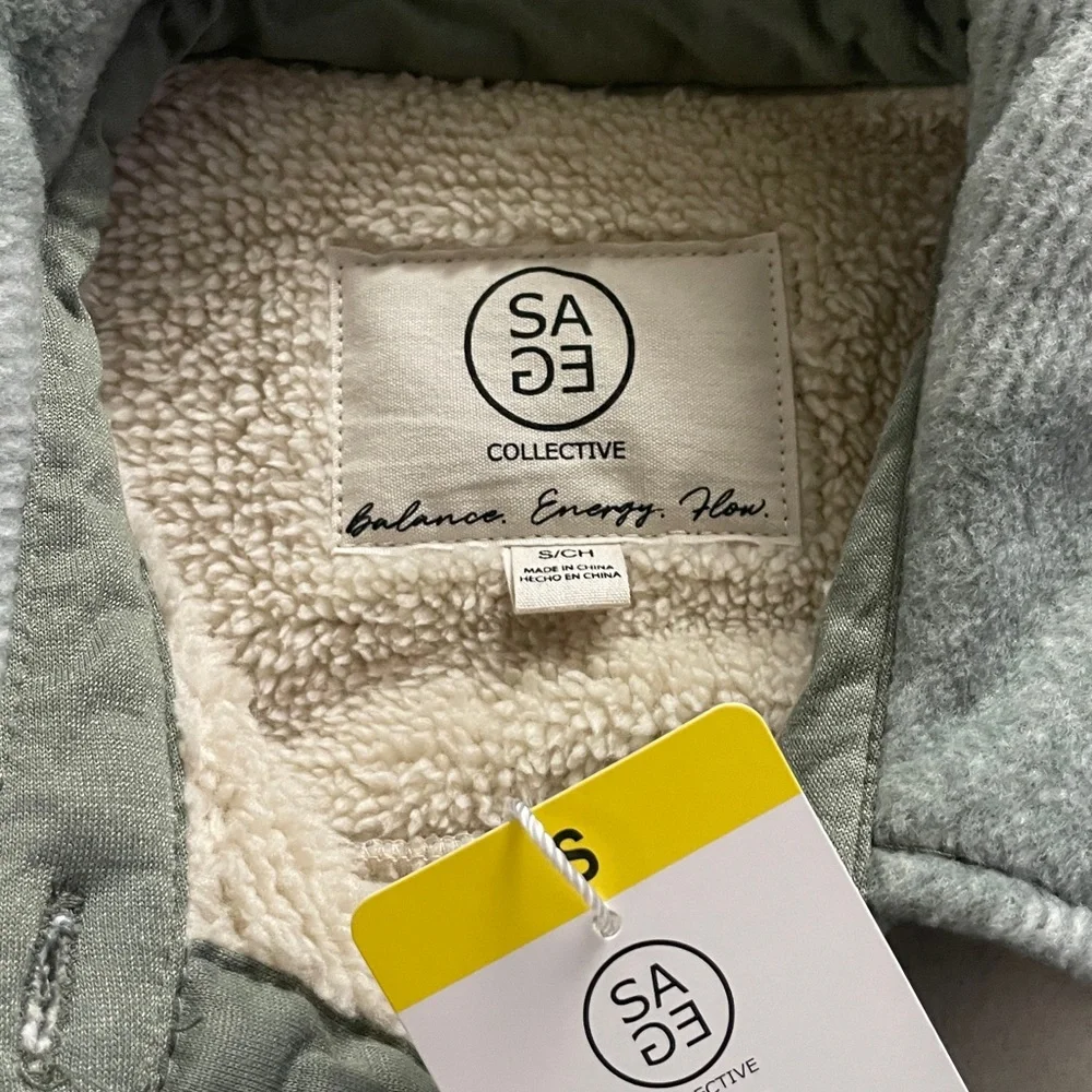 Sage collective lined green plaid shacket - Picture 2 of 2